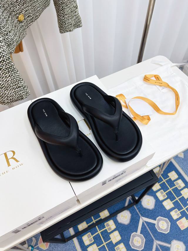 the Row 24 New Style Flip-Flops With Thick Soles. The Biggest Feature Of The