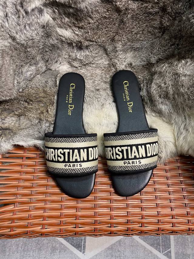 p Direct Sale Dior West Coast Hawaiian Style Logo Woven Canvas Slippers Class