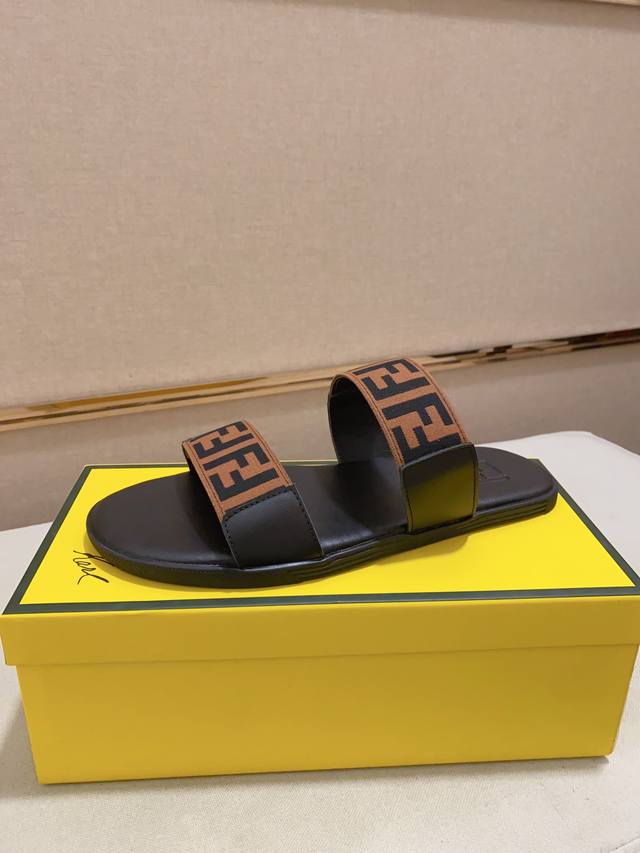 Factory P Price Fendi Slippers For Men High-End Brand Official Website 1:1 Lates