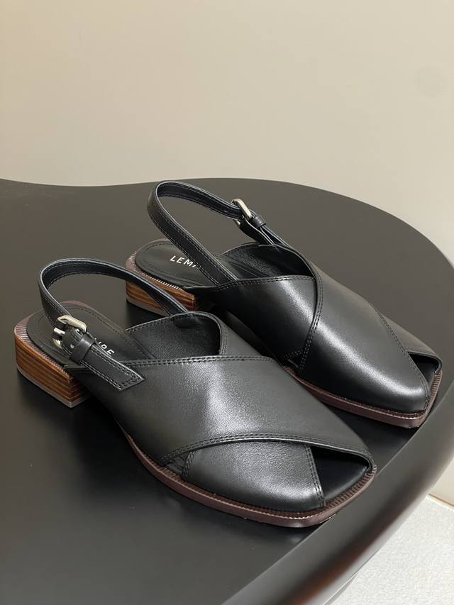 lemaire 2025Ss Early Spring New Style Stunning Thick-Heeled Cross-Strap Sanda