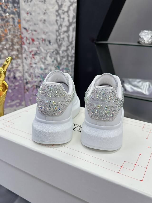 Factory P Price P Luxury Airplane Box 5 Tail Diamond Series Mcqueen New Color Co
