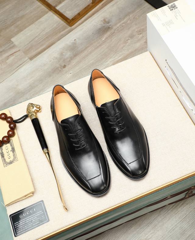 Factory Price P Original Water-Dyed Cowhide Lining Gucci Official Website Formal