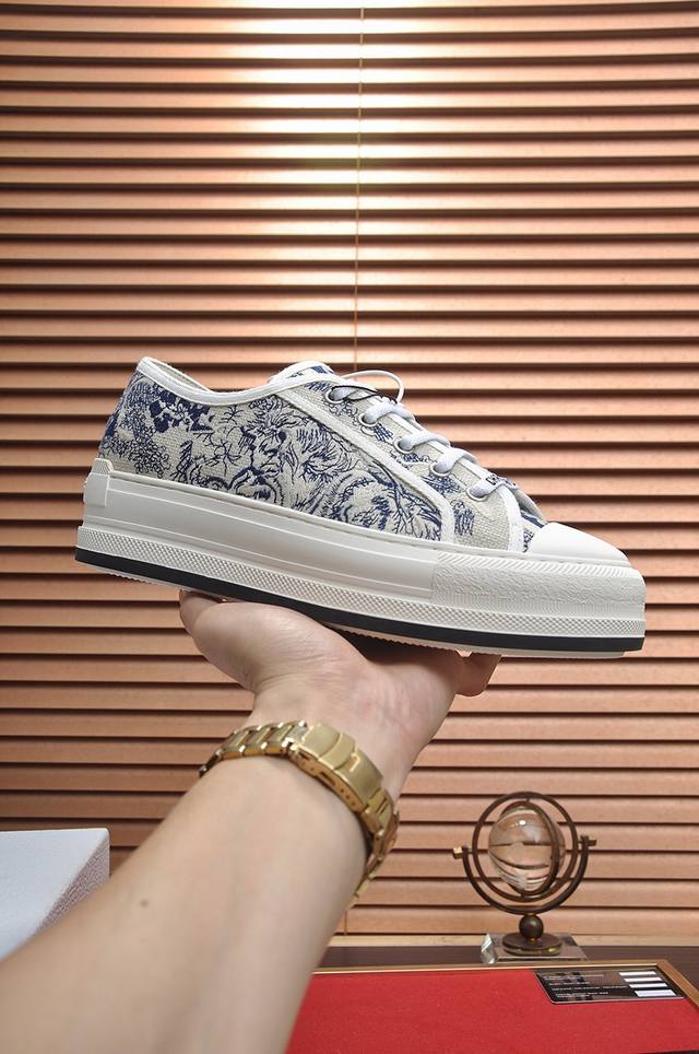 Factory Price P Dior Walk N Dior Embroidered Cotton Couple Casual Shoes With Thi