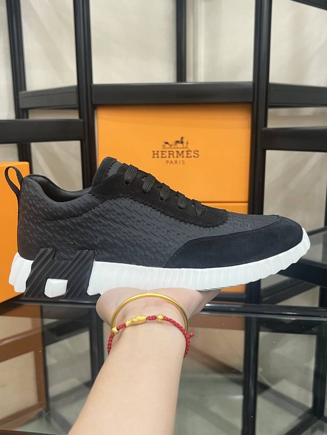 herme* Hermes Bouncing Sneakers Men's Casual Sports Shoes Upper Cowhide Stitc