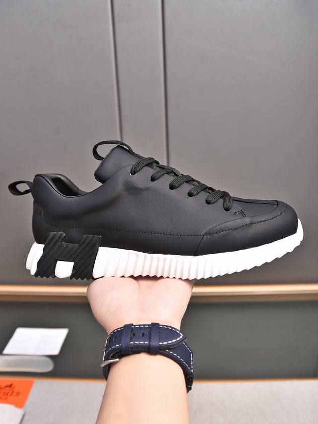 h Hermes Sneakers Men's Casual Sneakers The Upper Is Made Of Calfskin Stitchi