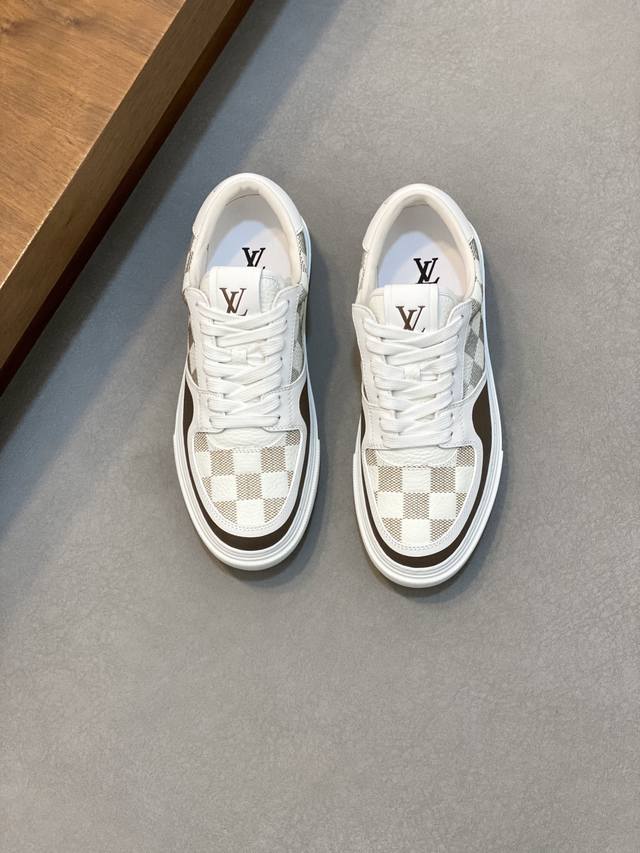 louis New Men's High-End Casual Sports Shoes Made Of Imported First-Layer Cow
