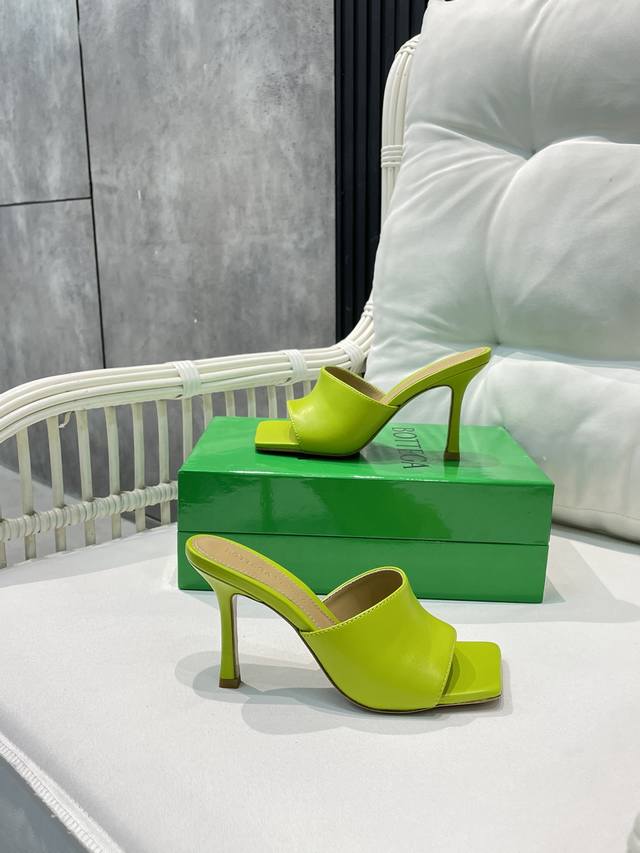 bv Bottega Veneta Creates Classic Deep-Cut Slippers In 18 Colors: Kiwi Green