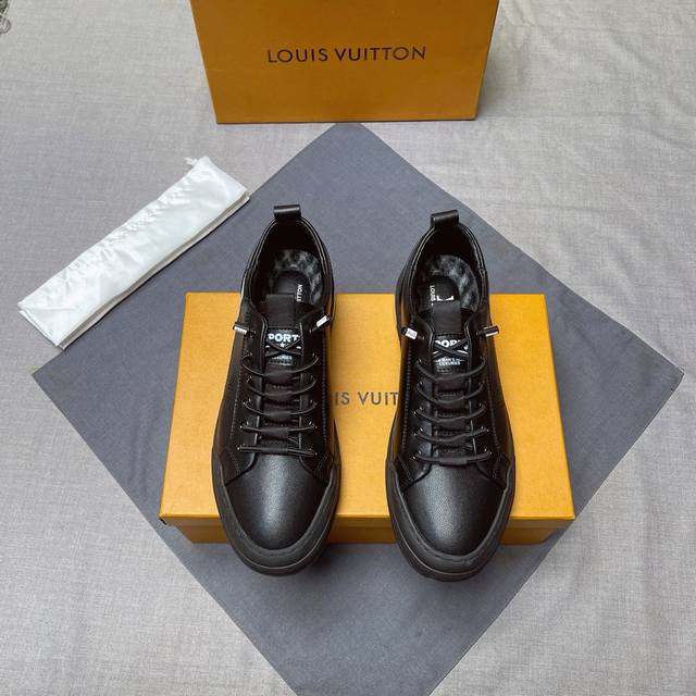 lv Low-Top Men's 2025Hk Counter Sale Italian Imported Cowhide + Sole Rubber S