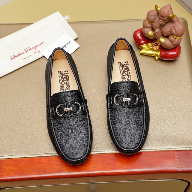 Factory Price Ferragamo Popular Fashion Casual Slip-On Shoes Official Website Co