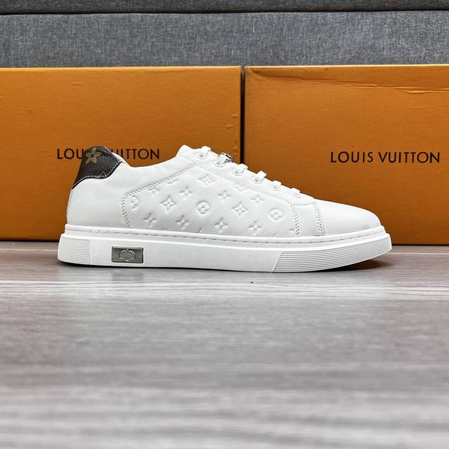 Factory Price P Lv New Casual Sports Shoes Uppers Are Made Of Top-Layer Cowhide,