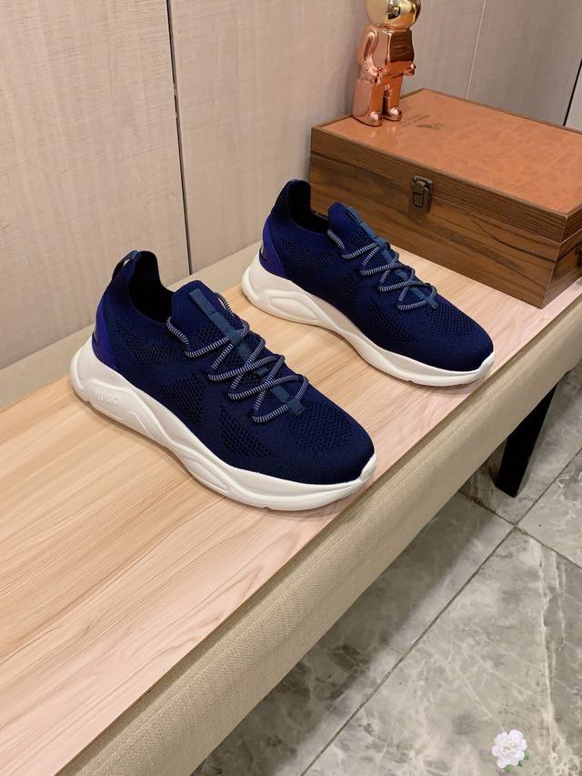 New Style: Factory Price Hugo* Latest Hot Style Casual Shoes Top Brand Luxury Pu