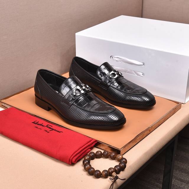 Factory Price Men's Clothing Men's Shoes Sports Original Water-Dyed Cow Lining F
