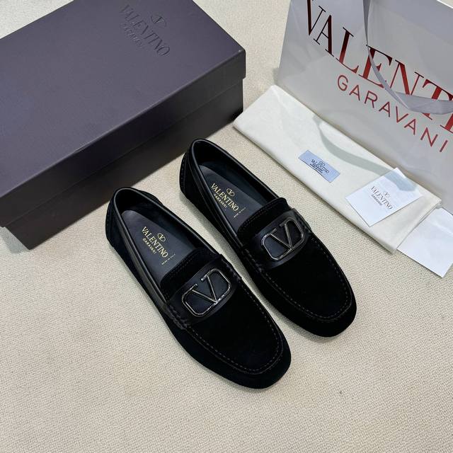 Factory Price Men's Clothing Men's Shoes Sports Original Valentino Valentino Use