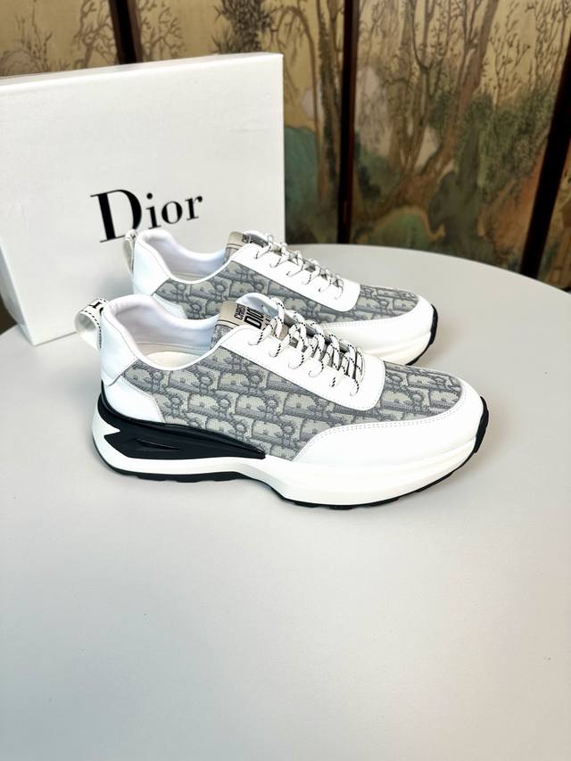 Factory Price Men's Men's Sports Shoes Original Dior New Counter Simultaneous Sa