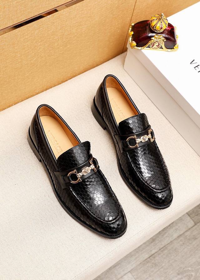 Product Trademark Versace Versace Casual Leather Shoes Regular Size: 38-44 45.46