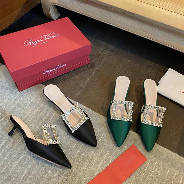 roger Vivier2025 Spring And Summer New Product Catwalk New Slippers Broche.Vi