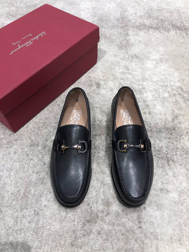 Ferragamo High-End Men's Boutique Casual Leather Shoes Upper Imported Cowhide Wa