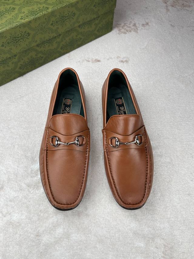 gucci Men's Boutique Loafer Reinterprets The Horsebit Pattern And Loafer To C