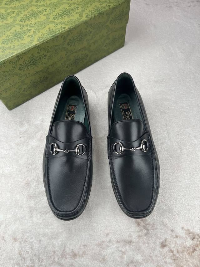gucci Men's Boutique Loafer Reinterprets The Horsebit Pattern And Loafer To C