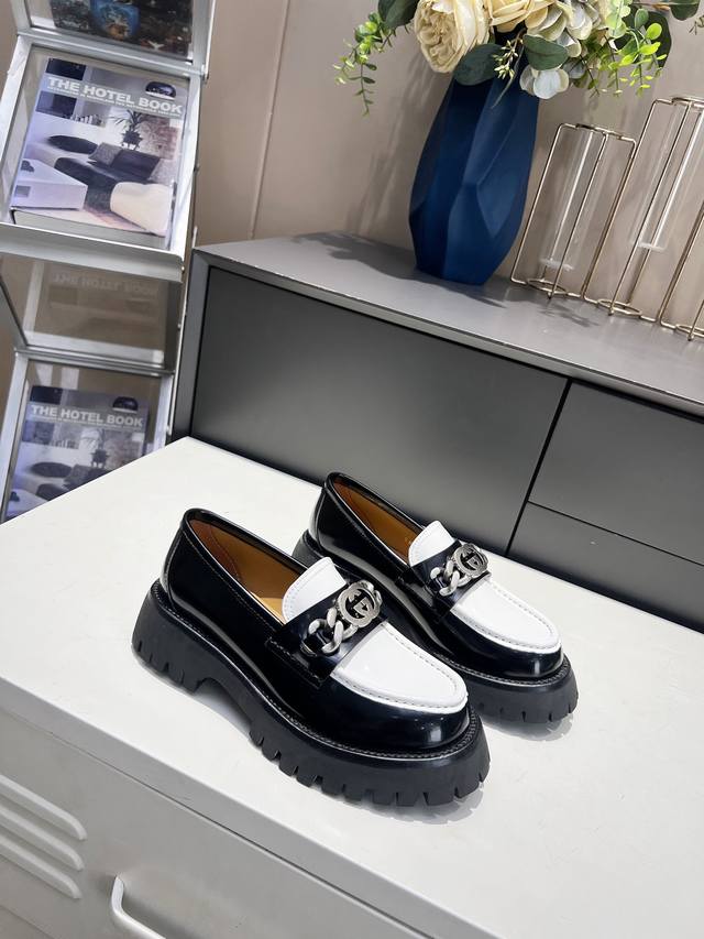 p Direct Sale Guci Limited Edition Bee Platform Loafers Classic Shoe Shape +
