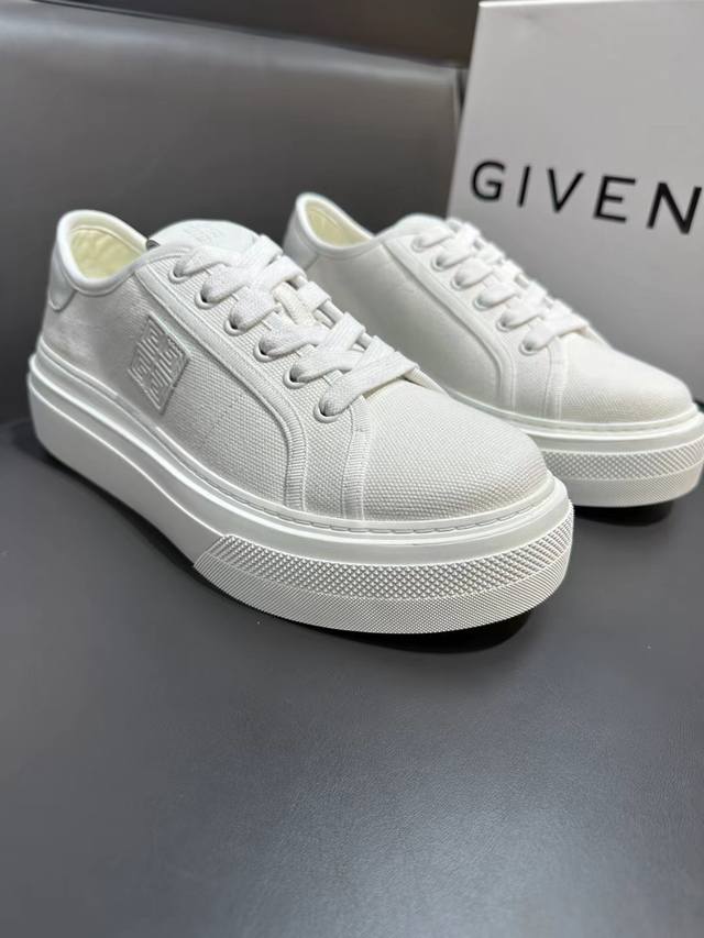 New Summer Style Sports Shoes For Men And Women Official Website Model I Bought