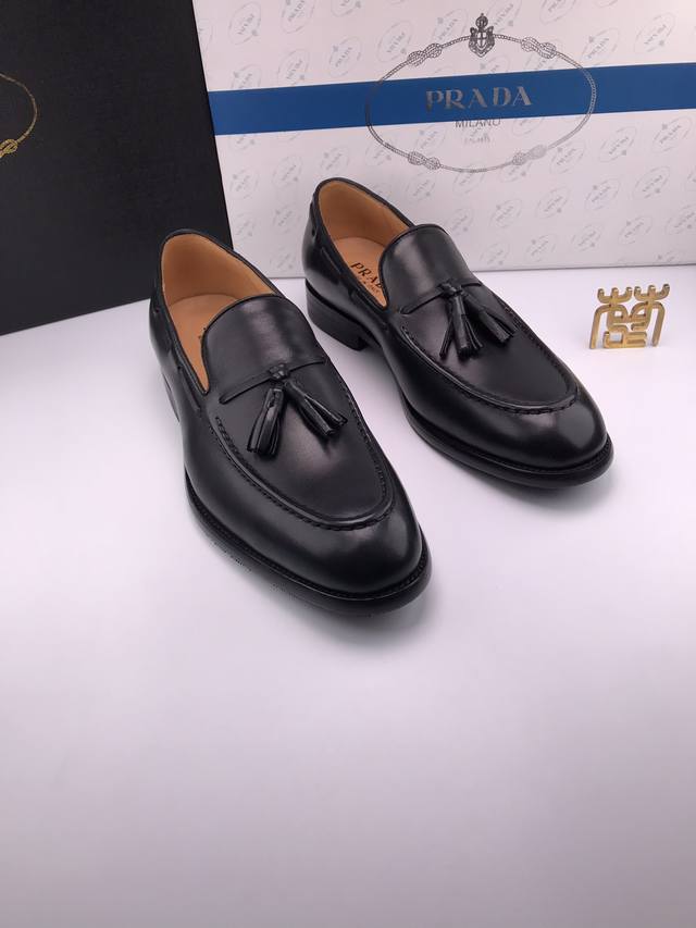 prad* Imported Calfskin Full Cow Lining Wooden Heel Stitched Sole High-End Bu