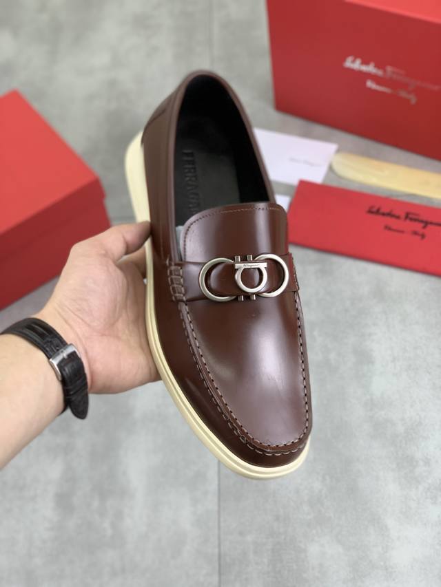 actory P Price P Real Price Water-Dyed Cow Lining Salvatore Ferragamo Ferraga