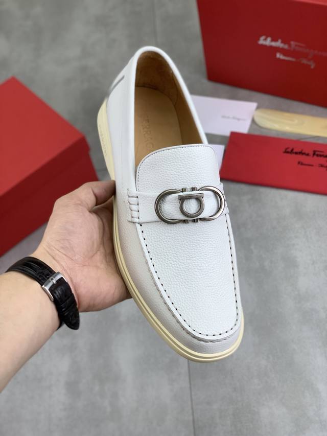 actory P Price P Real Price Water-Dyed Cow Lining Salvatore Ferragamo Ferraga