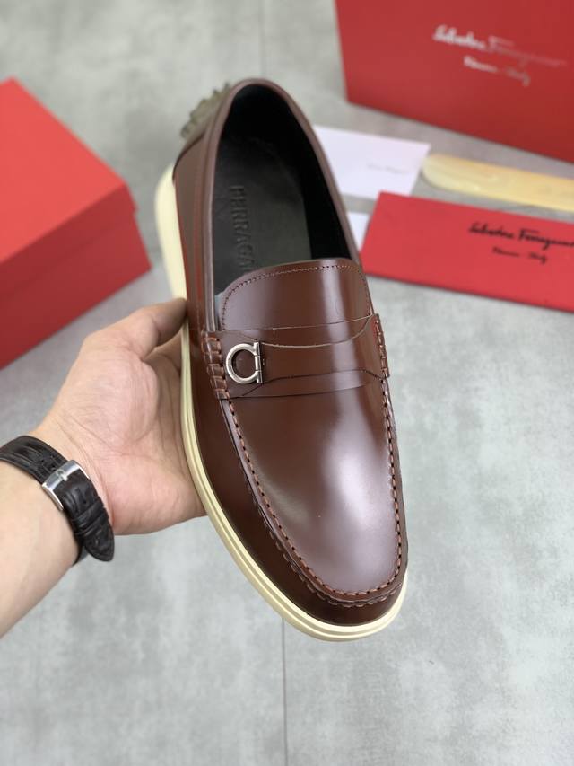 actory P Price P Real Price Water-Dyed Cow Lining Salvatore Ferragamo Ferraga
