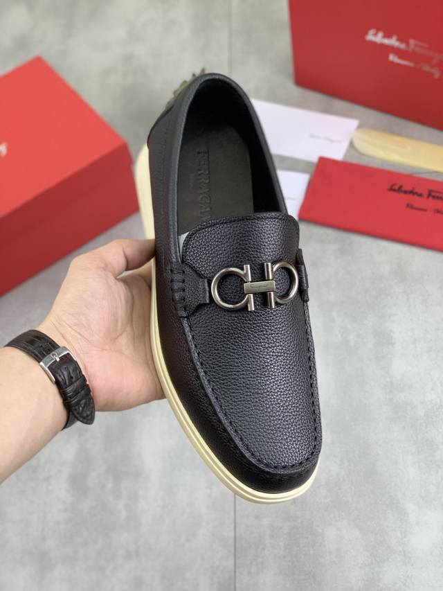 actory P Price P Real Price Water-Dyed Cow Lining Salvatore Ferragamo Ferraga