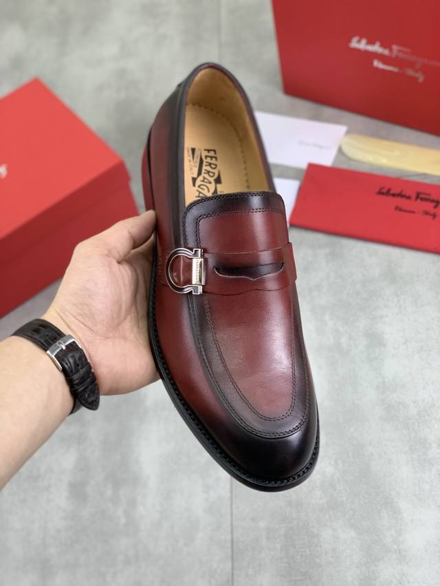 actory P Price P Real Price Water-Dyed Cow Lining Salvatore Ferragamo Ferraga