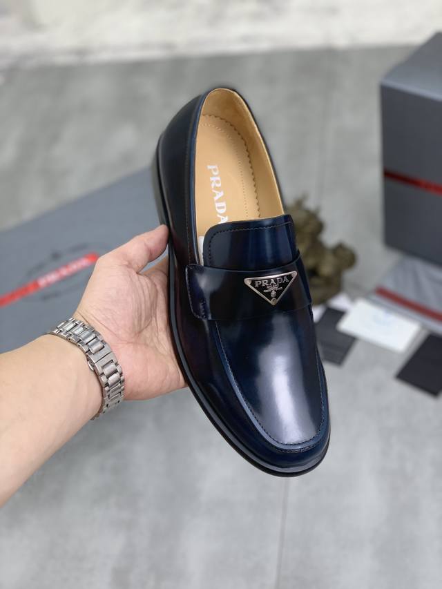 Factory P Price P Real Price Water-Dyed Cow Lining Original Quality Prada. Prada