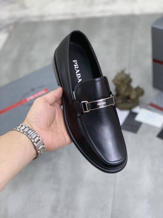 Factory P Price P Real Price Water-Dyed Cow Lining Original Quality Prada. Prada