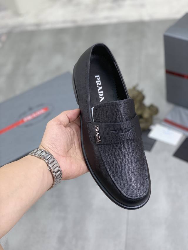 Factory P Price P Real Price Water-Dyed Cow Lining Original Quality Prada. Prada