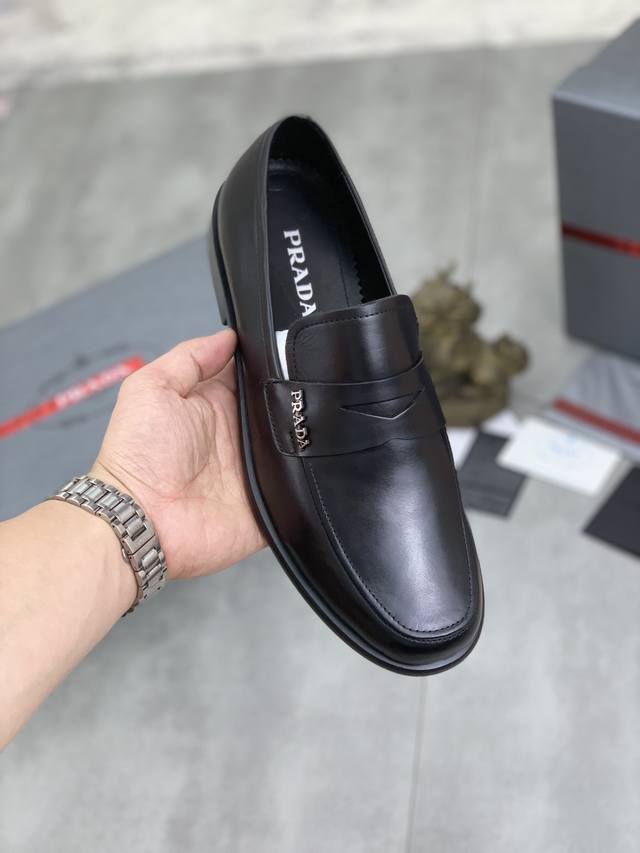Factory P Price P Real Price Water-Dyed Cow Lining Original Quality Prada. Prada