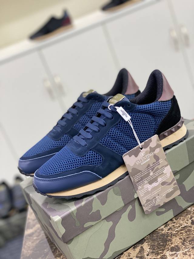 valen**N Huajia Standard Size 38-46 45 46 Customized Product Grade Genuine Pu
