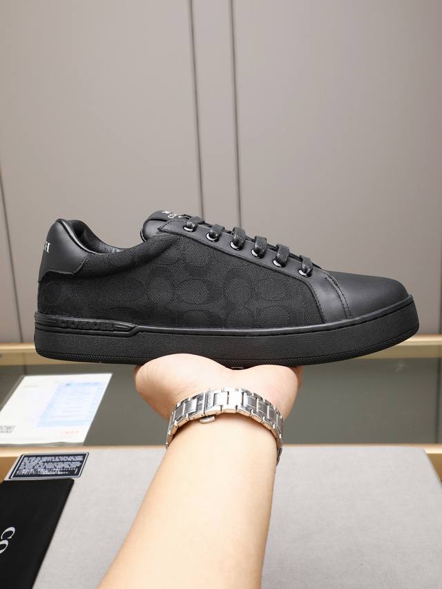 New Coach Exclusive New Men's Low-Top Casual Lace-Up Sneakers On The Official We