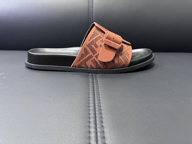 High-End Slippers 39-44 38,45 Order
