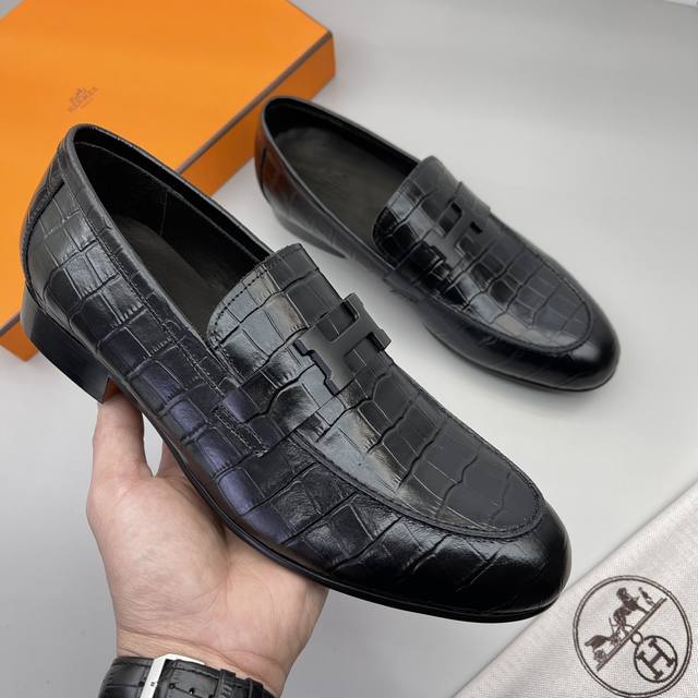 Real Price Wholesale P H Men's Classic Loafers Combine Classic Shoe Styles With