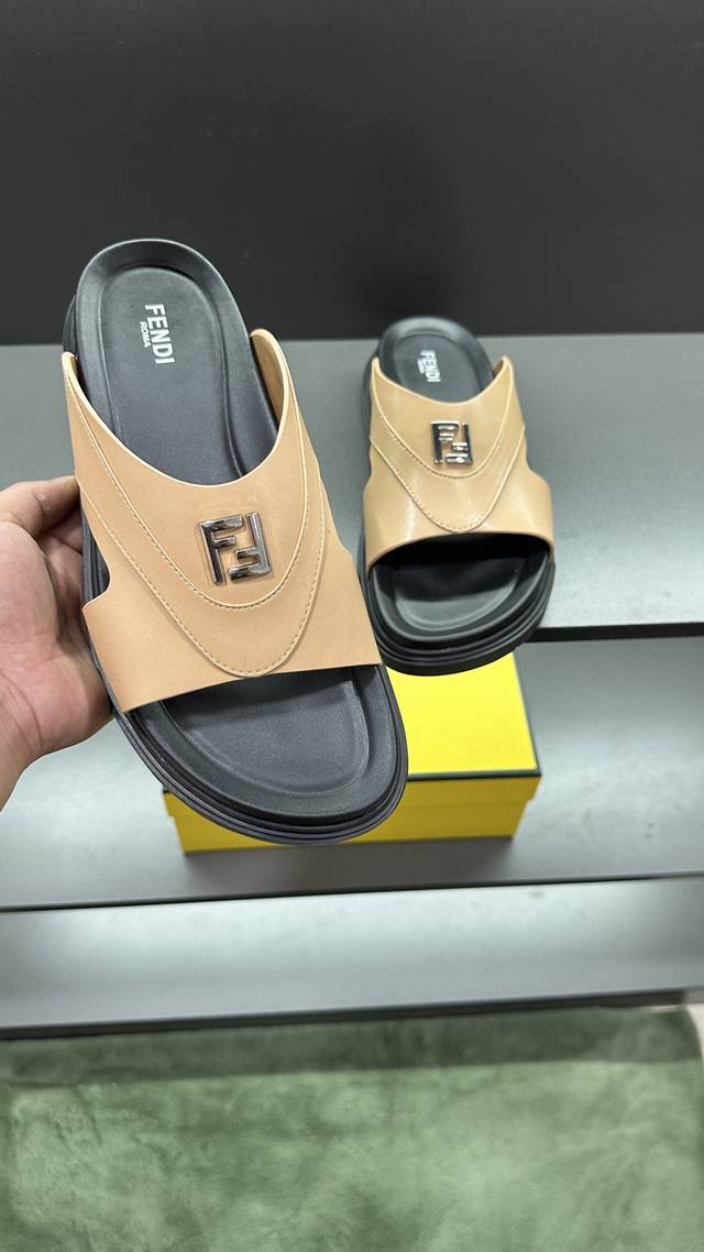 Factory Price P Real Price Fendi Fendi Slippers Men's Shoes High-End Brand Offic