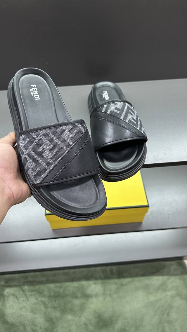 Factory Price P Real Price Fendi Fendi Slippers Men's Shoes High-End Brand Offic
