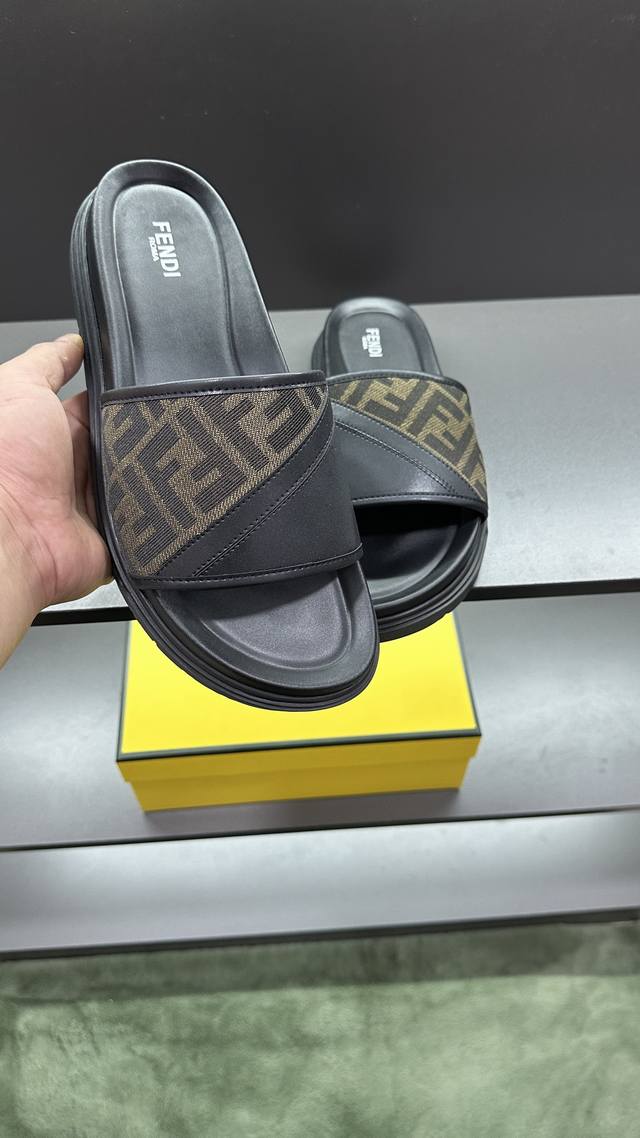 Factory Price P Real Price Fendi Fendi Slippers Men's Shoes High-End Brand Offic