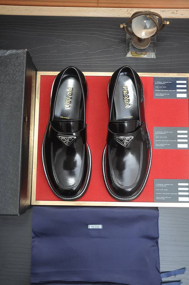 Factory Price P Prada Full High-End Cowhide Lining Latest Genuine Leather Busine