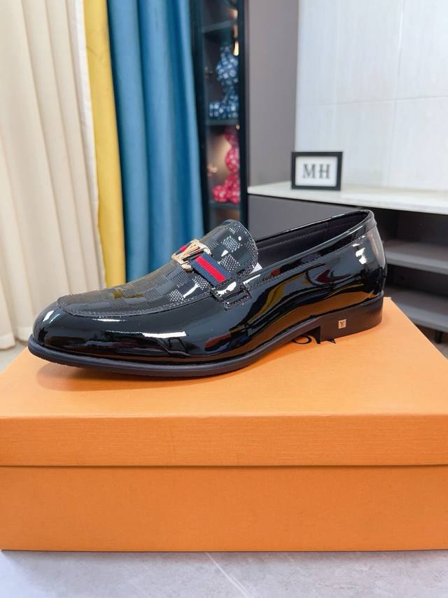Factory Price P Cow Lining Lv Louis Vuitton New Open-Edge Pig Leather Shoes, The