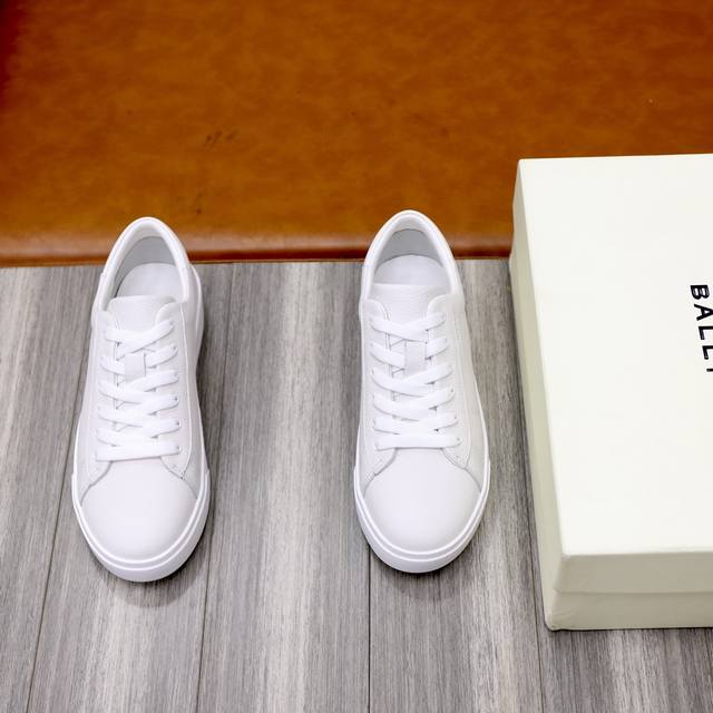 ball*Bally's New Casual Sports Shoes For Men Made In Dongguan, Raw Materials