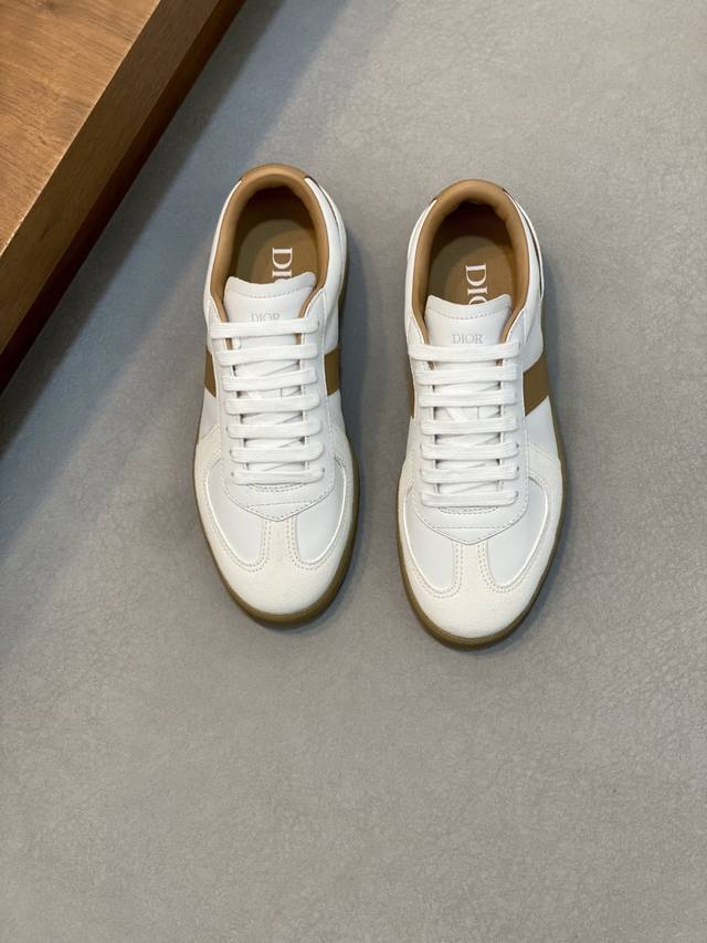 dior's New Casual Sneakers Define Your Fashion Steps. Boldly Using Innovative