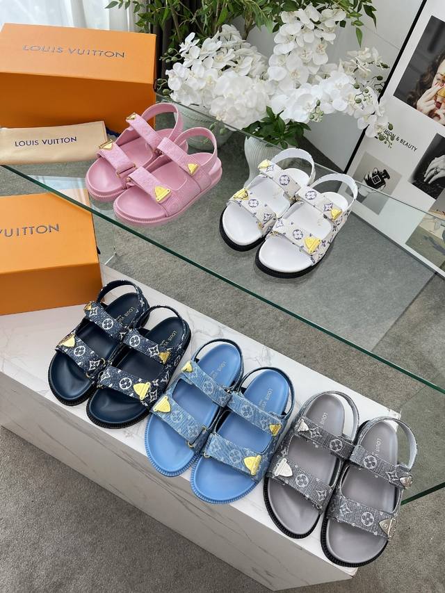 louis Vuitton Louis Vuitton Spring And Summer New Slippers Are On Sale. 1:1 H