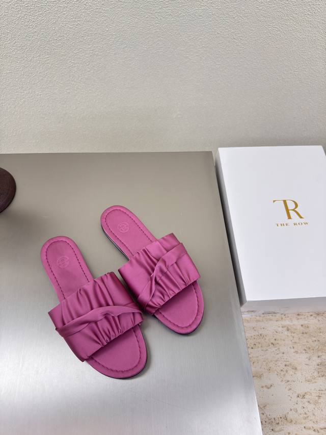 Flat-Soled Pleated Slippers Made Of Silk Minimalist Style The Row Classic Handma