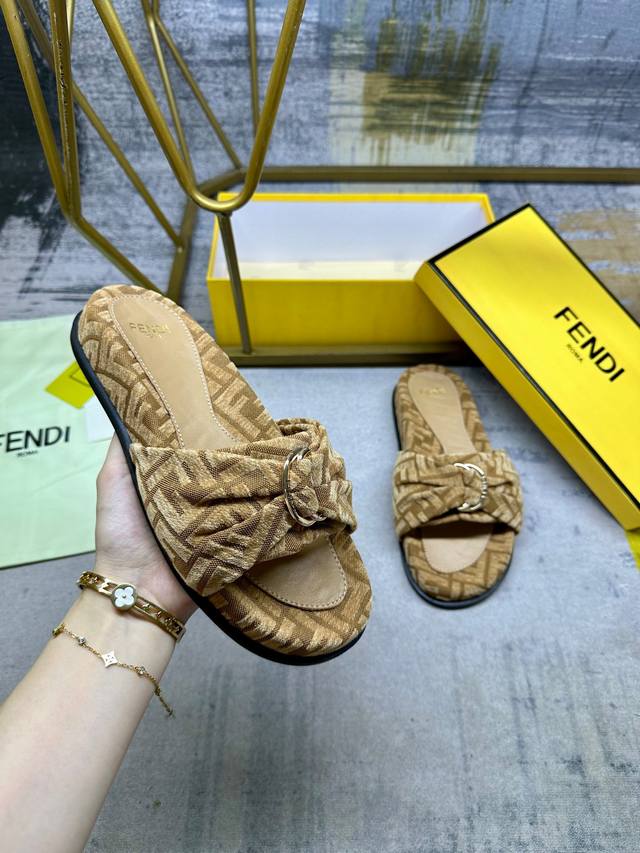 Factory P Price Women's Shoes Sports Original Fendi Latest Hit Flat Slippers Wit