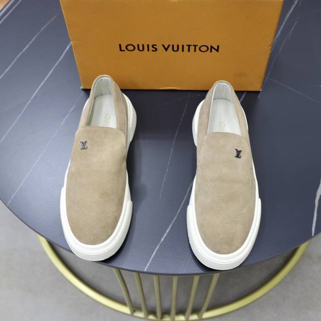 Factory Price Pp Brand Lv Louis Vuitton Standard Size 38 44 45 Custom Grade Offi